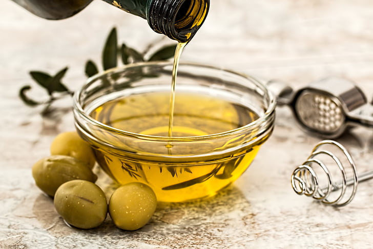 Olive or Coconut Oil Massage